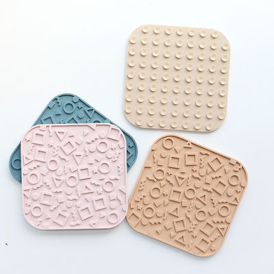 kualitas  PAISEN Custom Silicone Pet Dog Lick Pad Mat Easy-to-Clean Suction Cups for Healthy Feeding of Dogs Cats Pet Bowls Feeders pabrik