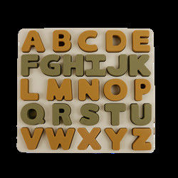 Food Grade Kids Silicone Puzzle Dengan Bentuk Huruf Alfabet