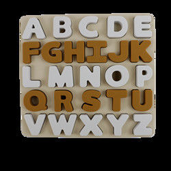 Food Grade Kids Silicone Puzzle Dengan Bentuk Huruf Alfabet