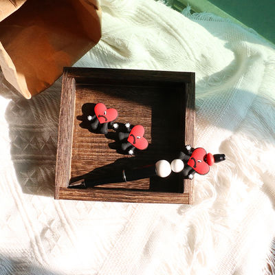 Bad Bunny Custom Silicone Focal Beads Food Grade Material Untuk Pembuatan Pena