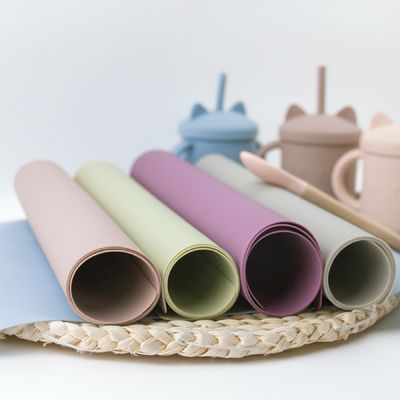 Bebas BPA Non Slip Kids Silicone Placemat Colorful Dengan Logo Disesuaikan table mat desk mat