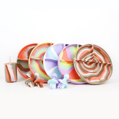 Warna Gradien Cantik Set Makan Malam Silikon Anti Slip Tak Terkoyak Silikon Suction Plate Mangkuk Set Makanan