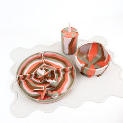 Warna Gradien Cantik Set Makan Malam Silikon Anti Slip Tak Terkoyak Silikon Suction Plate Mangkuk Set Makanan