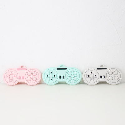 Baby Teething Products - Bisa Dicuci Berbagai Warna Kustom Lucu Kartun Pemain Pengendali Bentuk Silicone Teethers Mainan