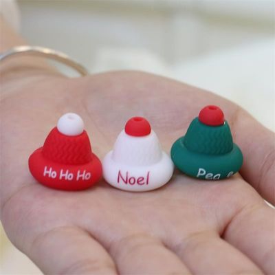 Grosir 100% aman BPA bebas manik silikon dengan 3D topi Natal fokus - Tidak beracun