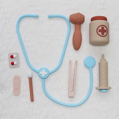 ODM mainan bayi silikon ramah lingkungan MOQ 100 BPA gratis anak-anak silikon kit dokter