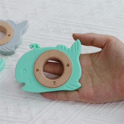 Multifunctional Silicone Baby Teether Dengan Teething Tempel Kayu Ring Animal Pattern