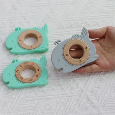Multifunctional Silicone Baby Teether Dengan Teething Tempel Kayu Ring Animal Pattern