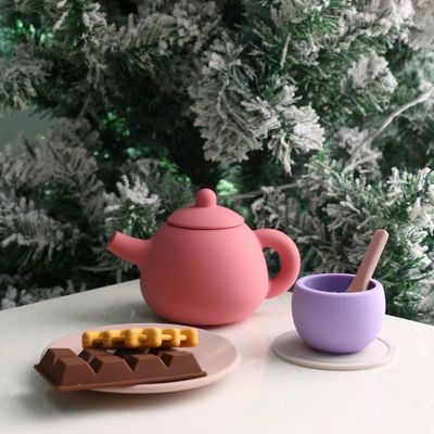Latest Toys Anak-anak BPA Gratis Makanan 17pcs Set Silikon Cup Selang Pantai Dessert Teapot Toys Kit