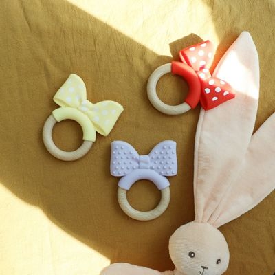 Food Grade Silikon Teething Ring Freezable Untuk Bantuan Ekstra Educational Toy Baby Silikon Teether Buah