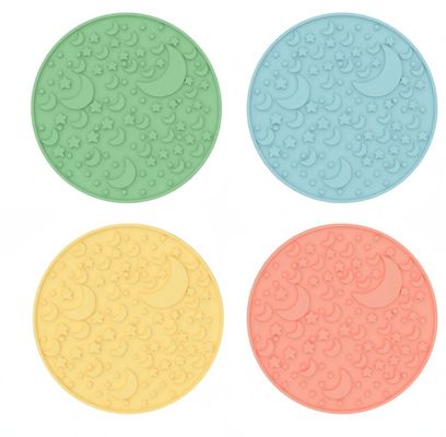 Desain Labirin Baru Custom Outward Fun Dogs Makanan Mengelupas Puzzle Bowl Silicone Bebas BPA Pet Slow Feeder Dog Bowl Plate