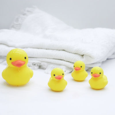 Silikon pabrik kustom ODM OEM mainan mandi bayi PVC bebas BPA bebas bahan aman 100% silikon mainan bebek