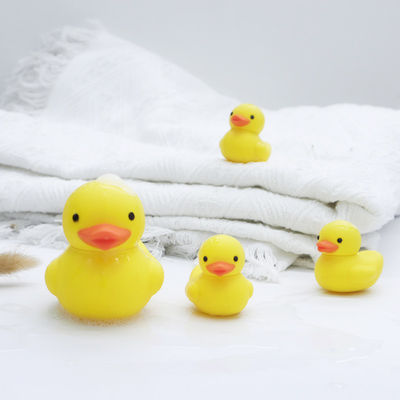 Silikon pabrik kustom ODM OEM mainan mandi bayi PVC bebas BPA bebas bahan aman 100% silikon mainan bebek