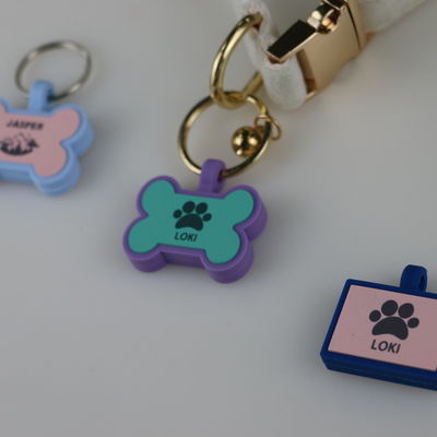 BPA bebas silikon diam anjing tag warna-warni silikon anjing leher tag di jual unik Silikon anjing ID tag aksesoris