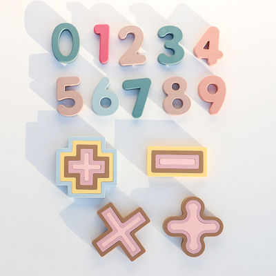 Custom OEM ODM mainan silikon khusus untuk bayi dicetak laser nomor papan kecil 10pcs paket untuk anak-anak set mainan pendidikan